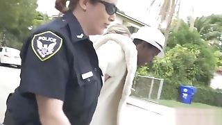 Black Criminal Made To Pound Milky Cops